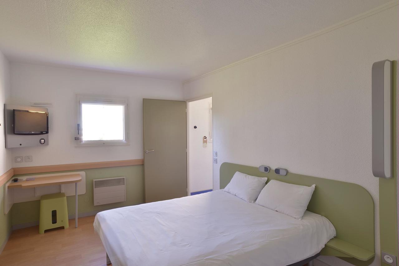 Hotel Ibis Budget Lyon Sud Saint-Fons A7 Exterior photo